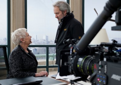 mendes-on-skyfall-set-with-dench